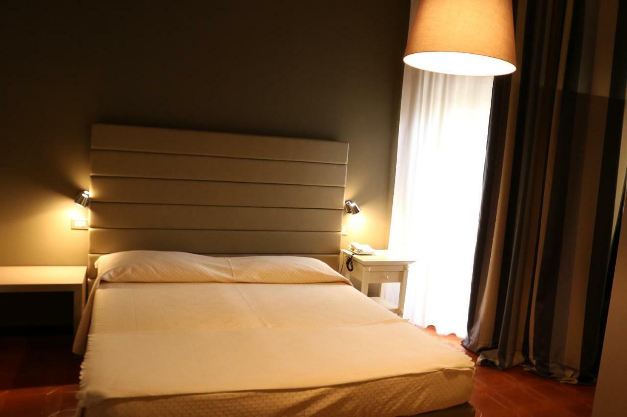Park Hotel Albisola Superiore Eksteriør billede